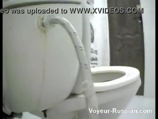 Voyeur-russian tuvalet 110526