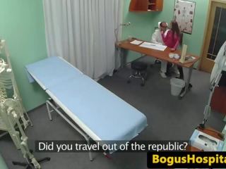 Europeisk pasient fucks specialist alle løpet kontor