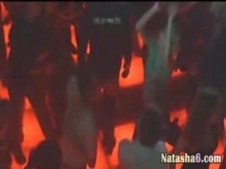 লুক্কায়িত ক্যামেরা ধরা মডেল মধ্যে disco