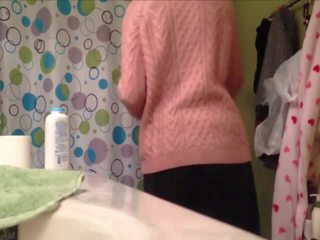 Mijn tiener minnaar het nemen een wonderbaar douche