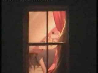 Красавици модел заловени нудисти в тя стая от а прозорец peeper