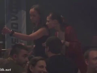 Jeny smith i pafund në the club&period; painted pantallona të shkurtëra duket si real &lpar;hidden cam&rpar;