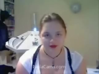 Chubby amateur webcam cutie