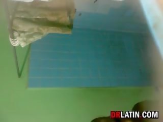 Latina tipu salaa watched showering