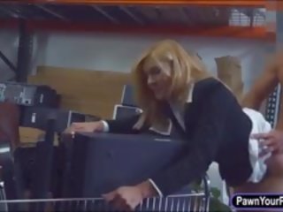 Marvellous blondinke milf daje glava in dobi stavke s pawn rejec