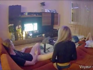 Ontzagwekkend groep masturbatie voyeur villa - realcamvideos.com